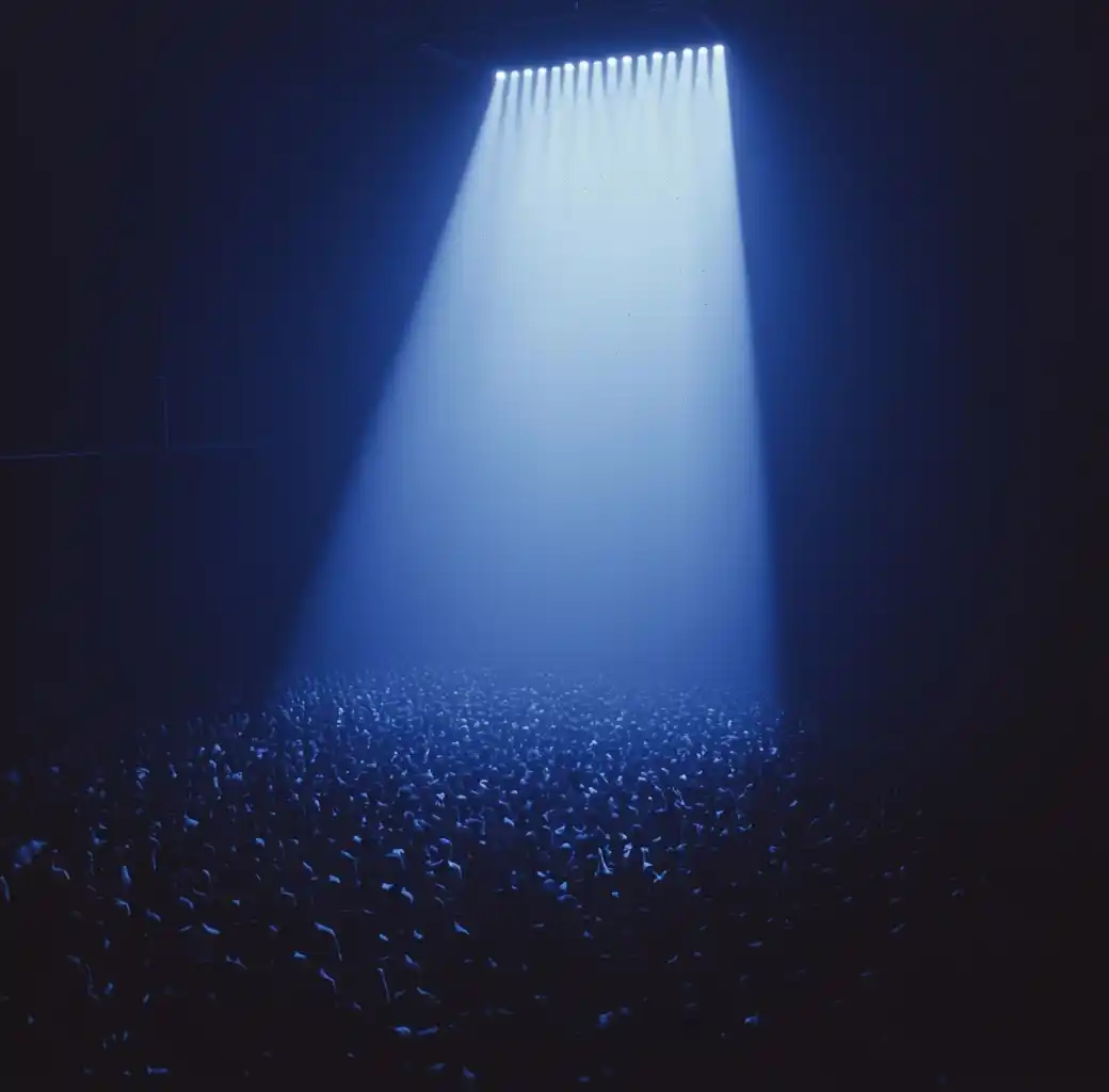 Industrial Rave Photography Midjourney提示词