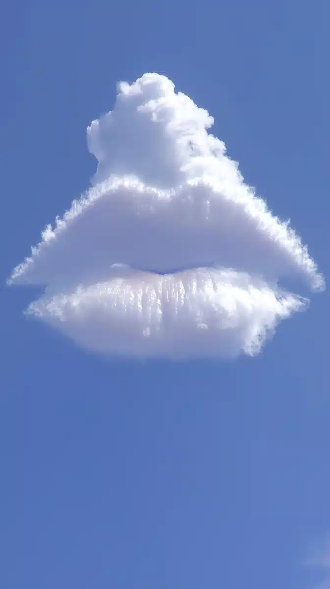 Cloud Kiss Hyperrealism Midjourney提示词