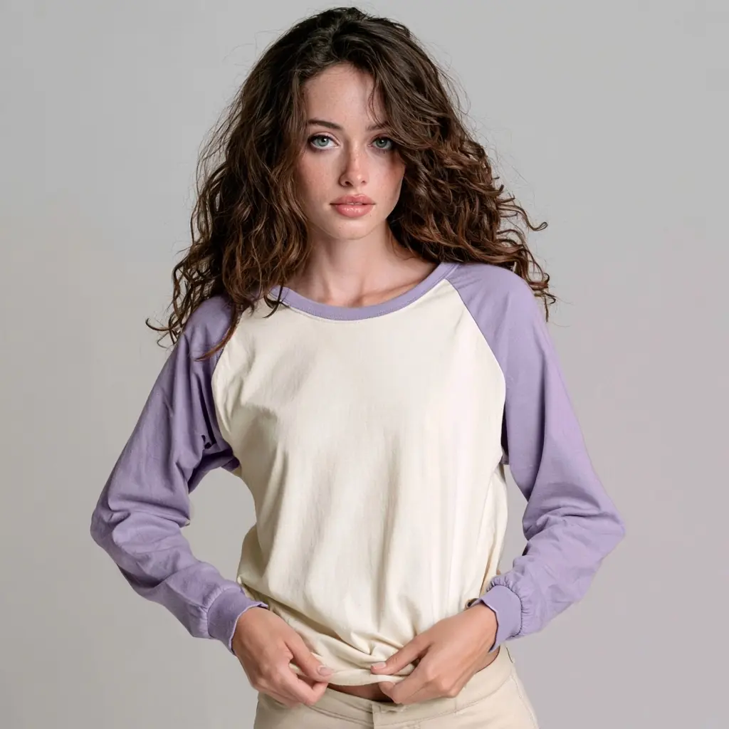 Raglan Shirt Woman Portrait Midjourney提示词