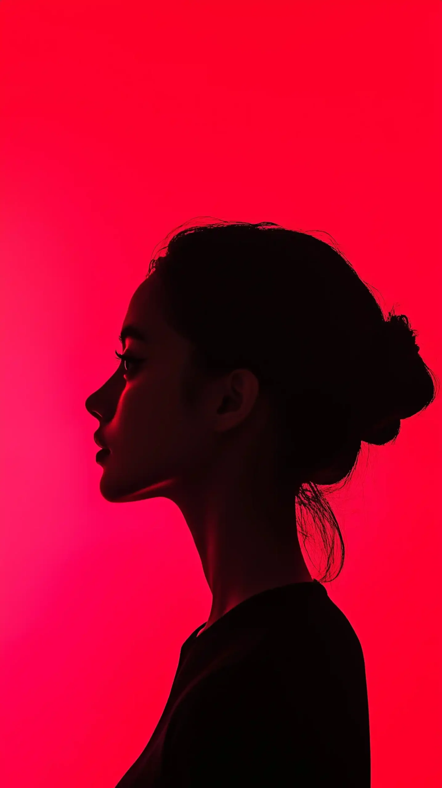 Silhouette Portrait on Pink Midjourney提示词