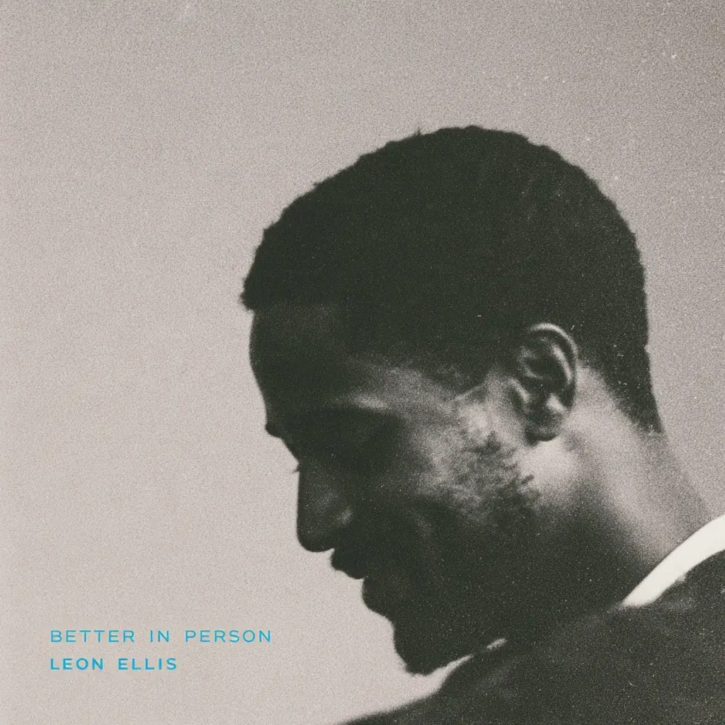 Monochrome Leon Ellis Portrait Midjourney提示词