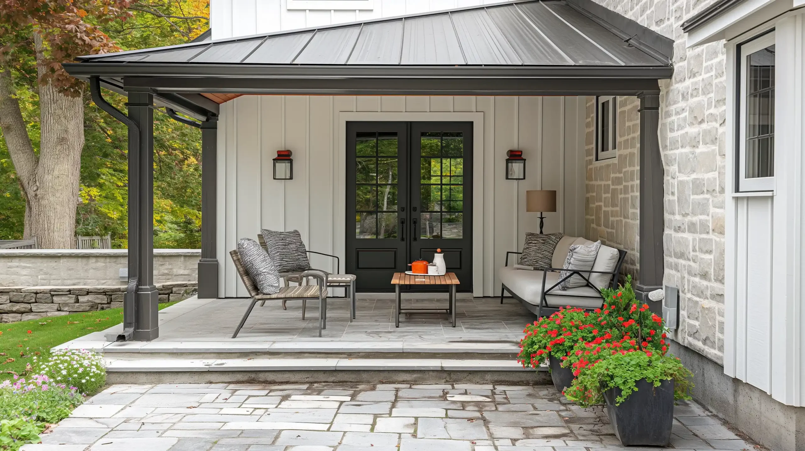 Modern American Cottage Courtyard Midjourney提示词