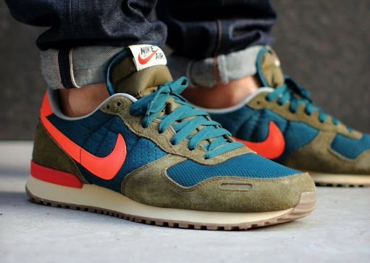 Nike Sneakers Fashion Photography - Teal & Orange Street Style Nano Banana提示词