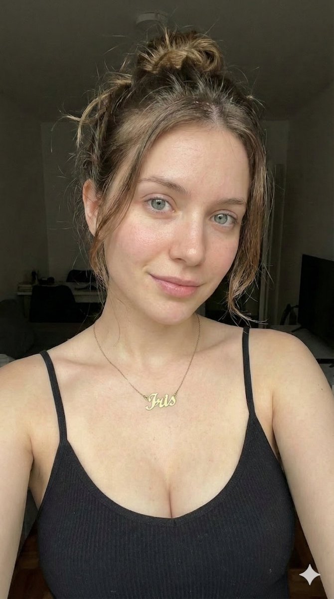 Natural Beauty Portrait of a Woman with Iris Necklace Nano Banana提示词